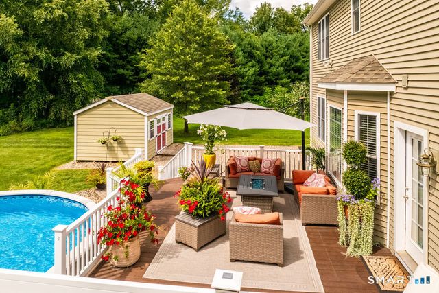 1 James Place, Plainville, CT 06062