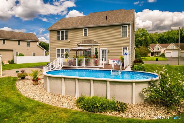 1 James Place, Plainville, CT 06062