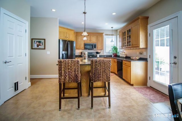 1 James Place, Plainville, CT 06062