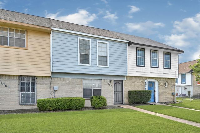 11871 Algonquin Drive, Houston, TX 77089