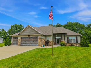 3812 CANYON RIDGE DR, Columbia, MO 65202