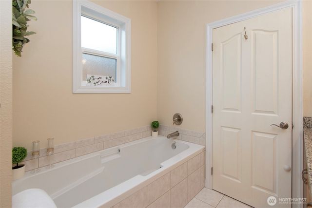 3140 S City Lights Place, Port Angeles, WA 98362