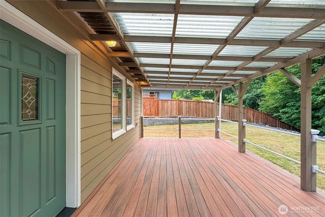 3140 S City Lights Place, Port Angeles, WA 98362