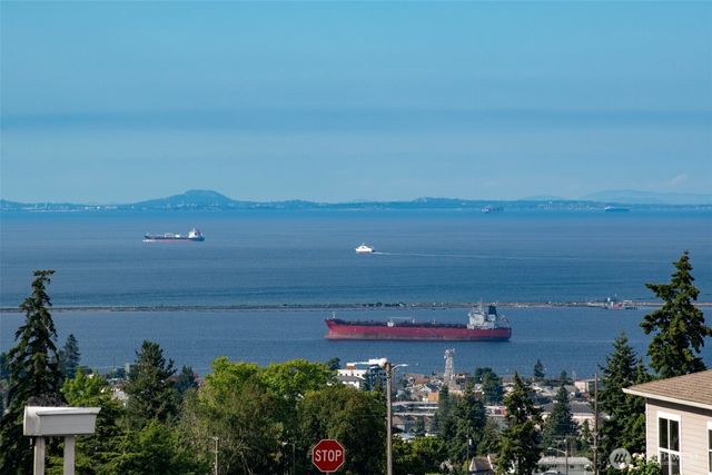 3140 S City Lights Place, Port Angeles, WA 98362