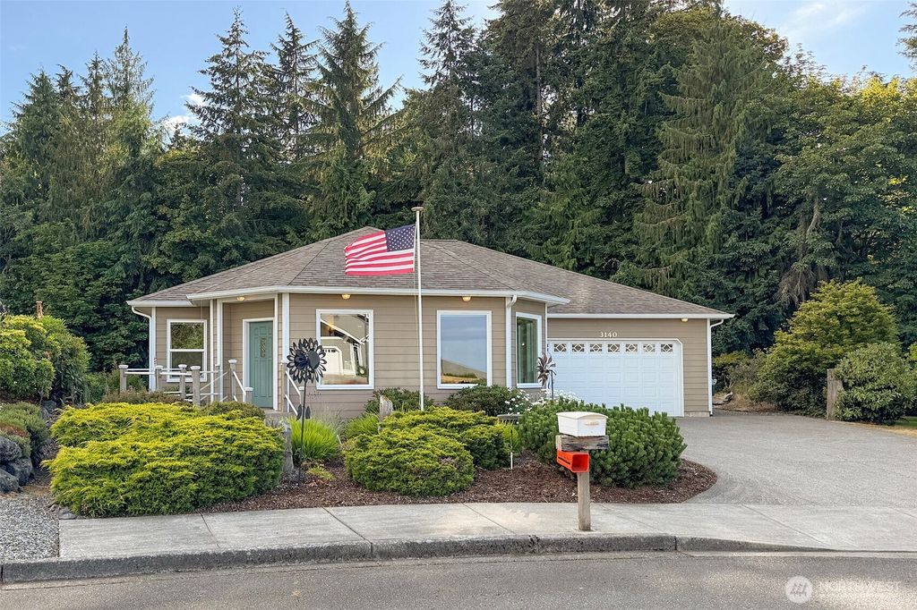 3140 S City Lights Place, Port Angeles, WA 98362