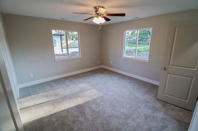 713 N Washington, El Dorado, KS 67042