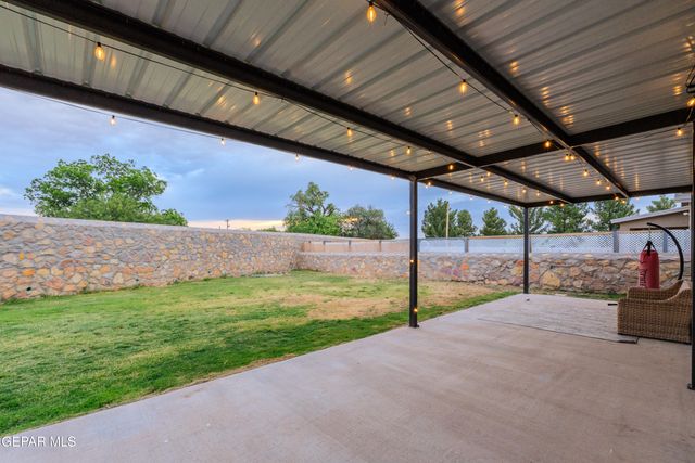 11506 Wayne Carreon Street, El Paso, TX 79927