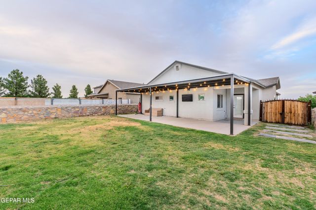 11506 Wayne Carreon Street, El Paso, TX 79927