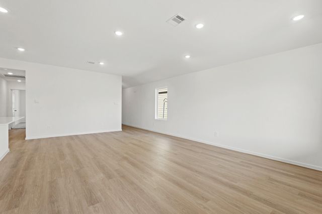 16426 Pinebrook Leaf Lane, Magnolia, TX 77355