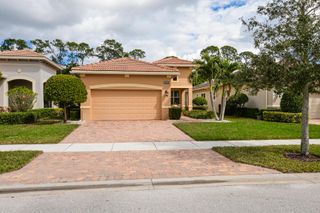 11045 SW Visconti Way, Port St Lucie, FL 34986