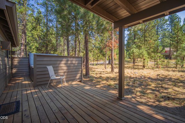 17924 Foursome Lane, Sunriver, OR 97707