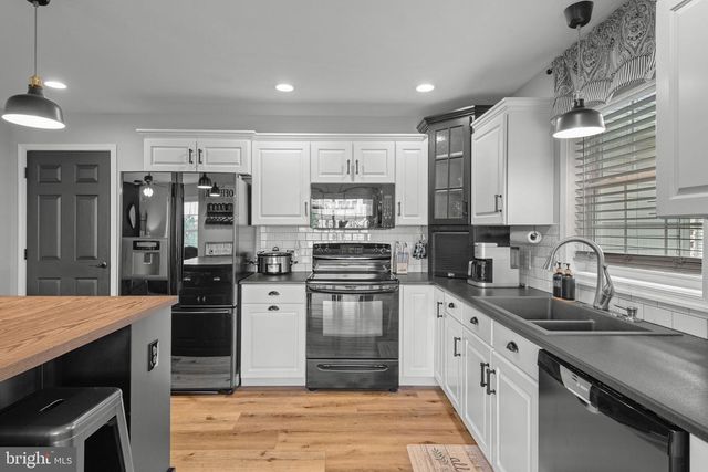 129 CREEKVIEW DR, Paradise, PA 17562