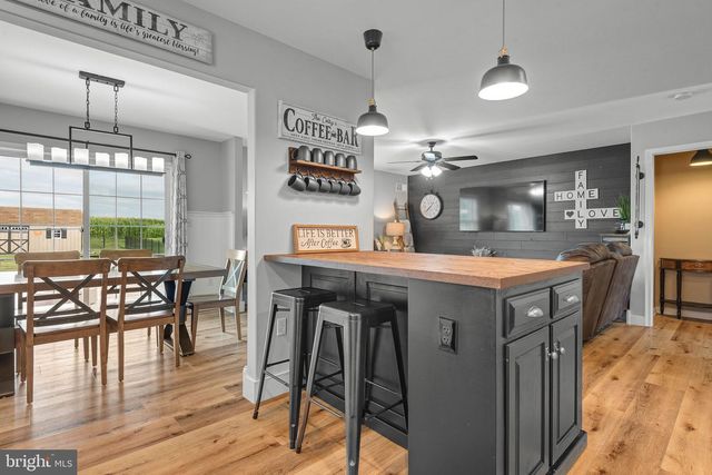 129 CREEKVIEW DR, Paradise, PA 17562