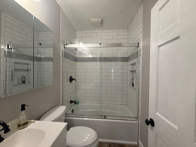 34 Baxter Ave 34, Quincy, MA 02169