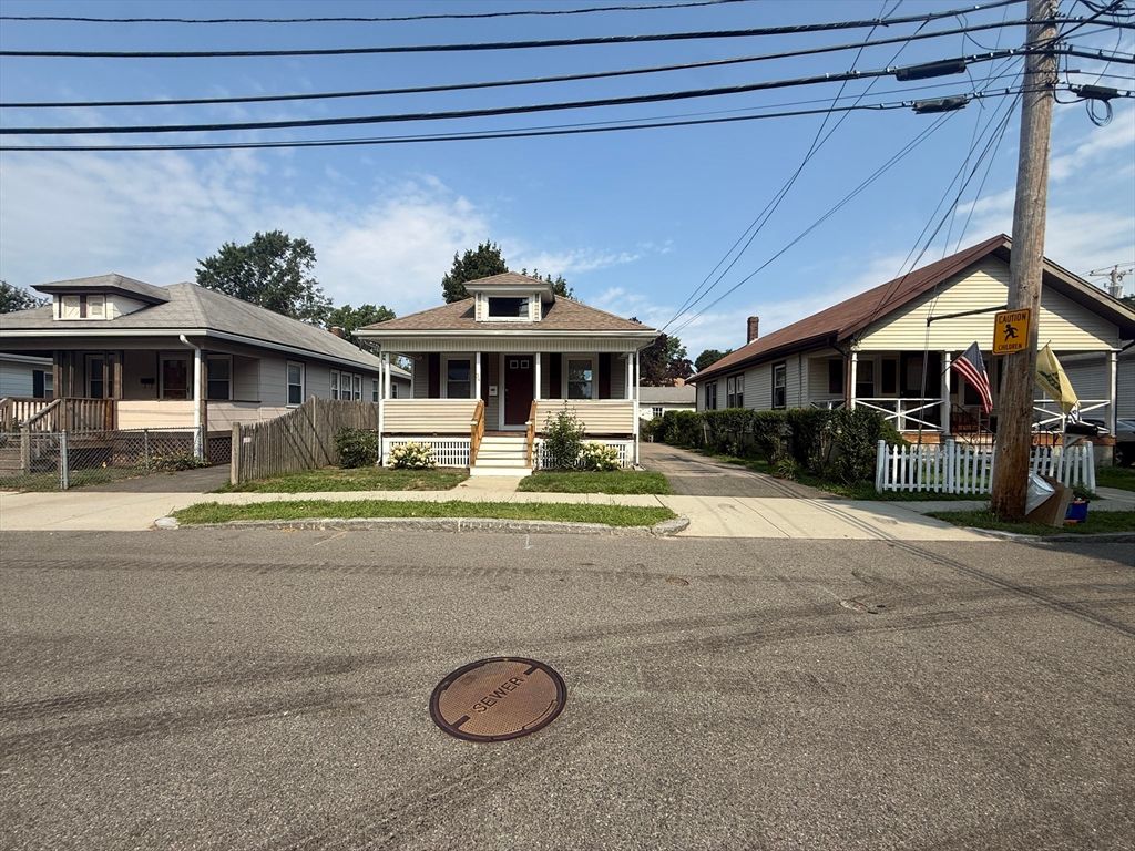 34 Baxter Ave 34, Quincy, MA 02169