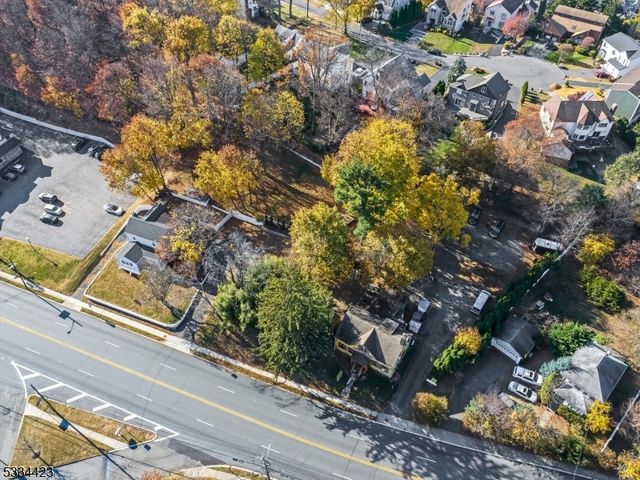 106 Pompton Ave, Cedar Grove Twp., NJ 07009