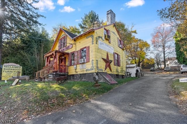 106 Pompton Ave, Cedar Grove Twp., NJ 07009