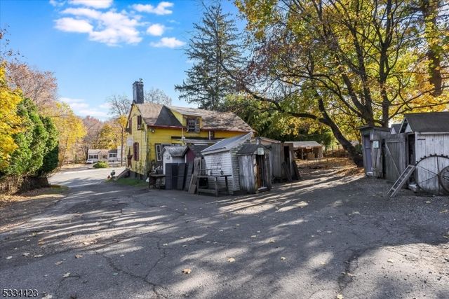 106 Pompton Ave, Cedar Grove Twp., NJ 07009