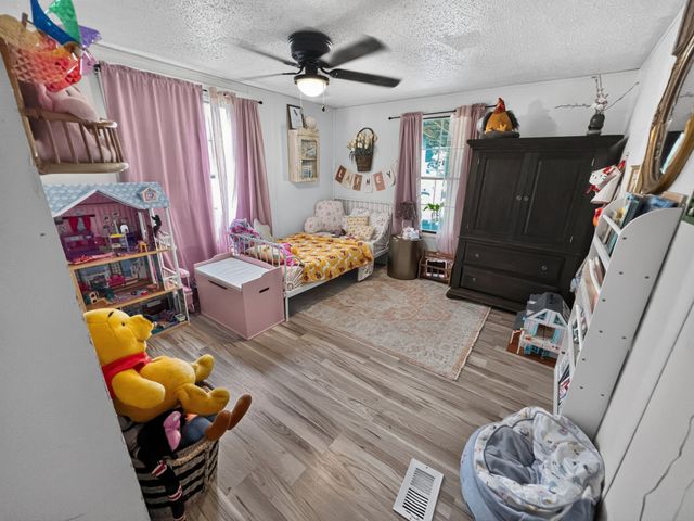 830 Buffalo Rd, Hohenwald, TN 38462