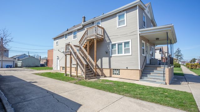 12842 Winchester Avenue, Blue Island, IL 60406