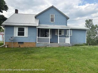 3400 E 5 Point Highway, Charlotte, MI 48813