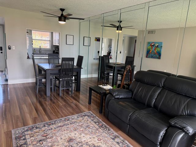 2741 N Pine Island Road 208, Sunrise, FL 33322