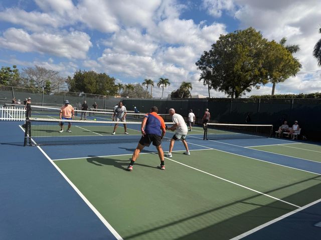 2741 N Pine Island Road 208, Sunrise, FL 33322