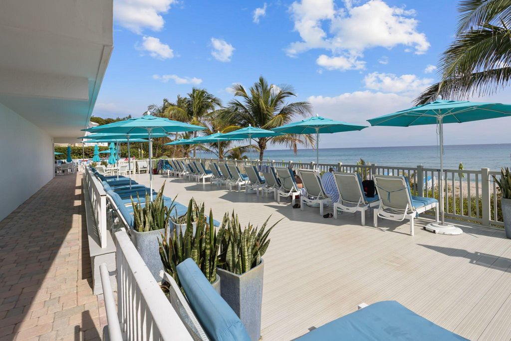 Image 10 of property listing at 4750 S Ocean Boulevard 907, Highland Beach, FL 33487