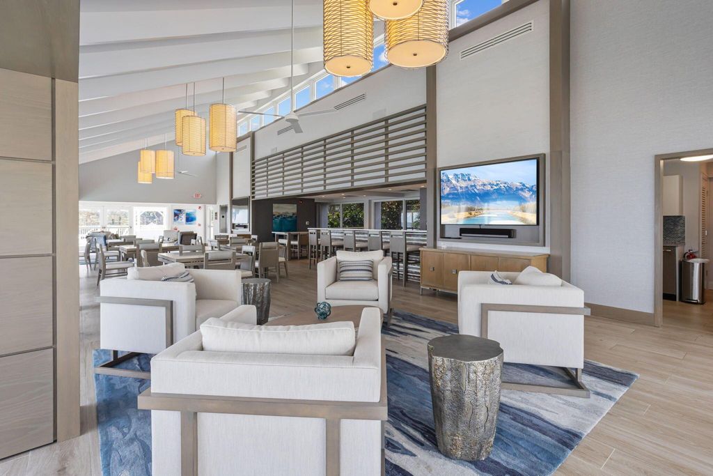 Image 15 of property listing at 4750 S Ocean Boulevard 907, Highland Beach, FL 33487