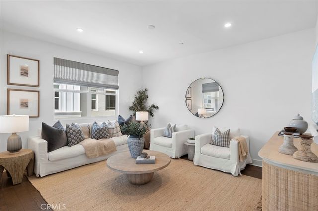 1209 Winslow, Newport Beach, CA 92660
