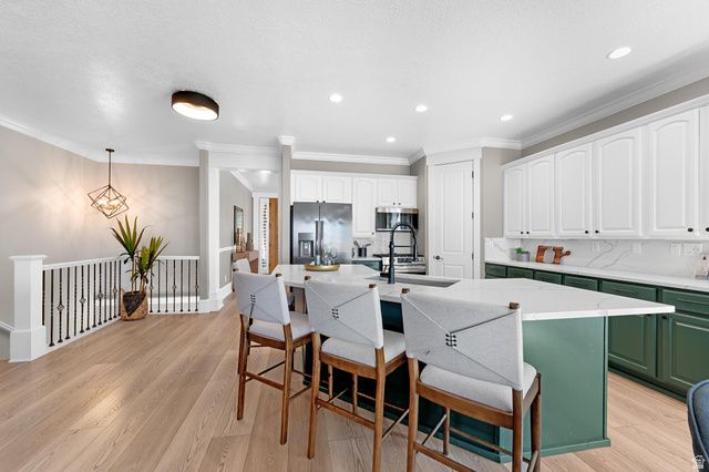 10207 N BAYHILL DR, Cedar Hills, UT 84062