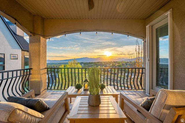 10207 N BAYHILL DR, Cedar Hills, UT 84062