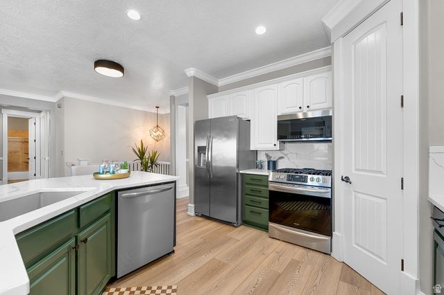 10207 N BAYHILL DR, Cedar Hills, UT 84062