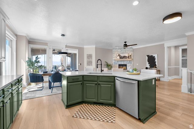 10207 N BAYHILL DR, Cedar Hills, UT 84062
