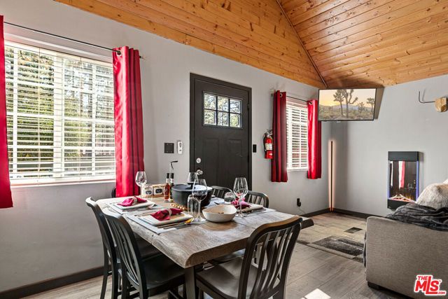 306 Victoria Lane, Other - See Remarks, CA 92386