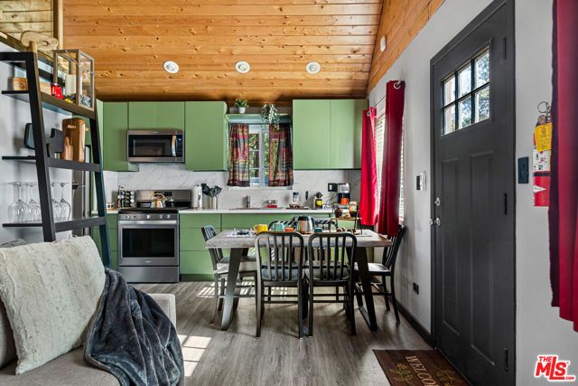 306 Victoria Lane, Other - See Remarks, CA 92386