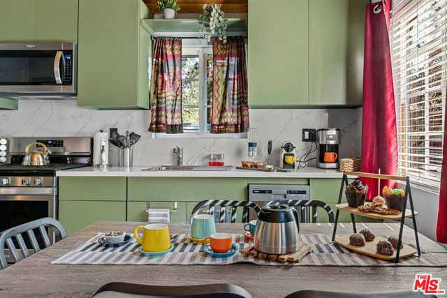 306 Victoria Lane, Other - See Remarks, CA 92386