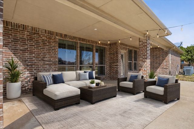 18176 Langford Lane, Talty, TX 75126