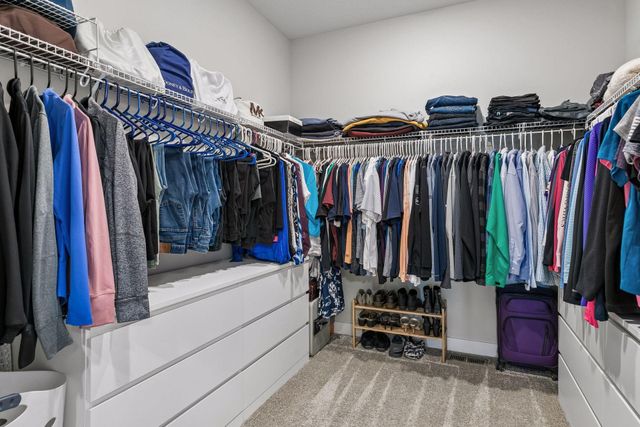 2040 Diamond Lane, Lino Lakes, MN 55038