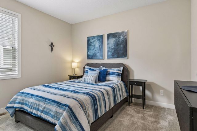 2040 Diamond Lane, Lino Lakes, MN 55038