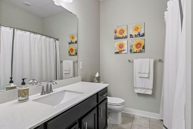 2040 Diamond Lane, Lino Lakes, MN 55038