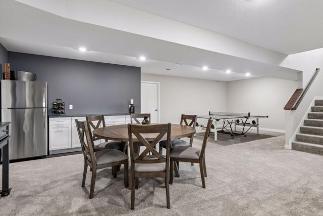 2040 Diamond Lane, Lino Lakes, MN 55038