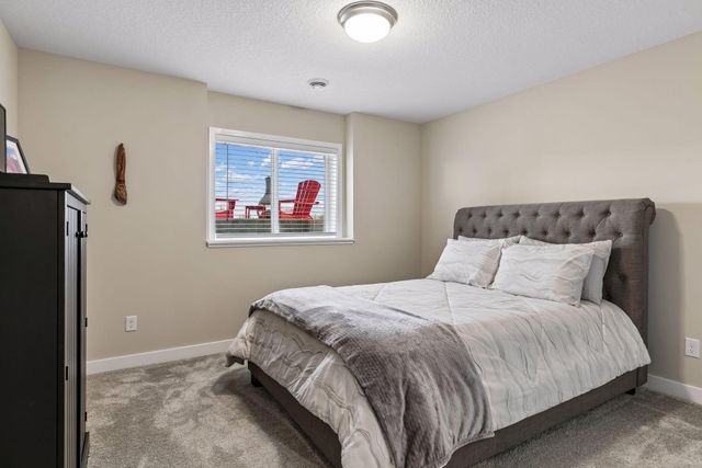 2040 Diamond Lane, Lino Lakes, MN 55038