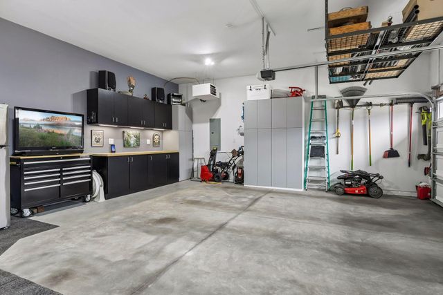 2040 Diamond Lane, Lino Lakes, MN 55038