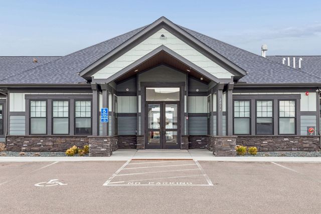 2040 Diamond Lane, Lino Lakes, MN 55038