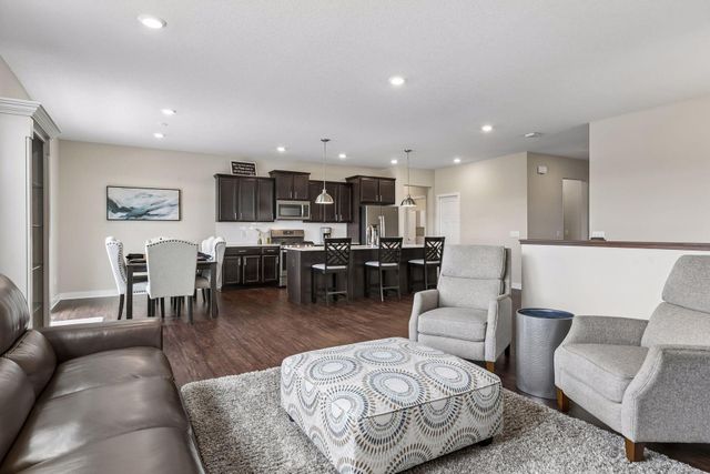 2040 Diamond Lane, Lino Lakes, MN 55038