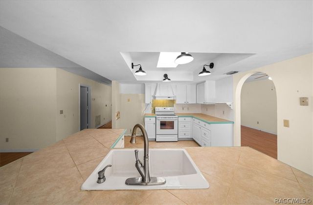3105 S Jean Avenue, Inverness, FL 34450
