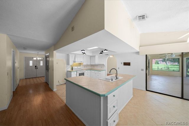 3105 S Jean Avenue, Inverness, FL 34450