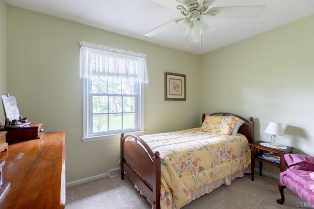 1035 Rolling Hill Drive, Forest, VA 24551