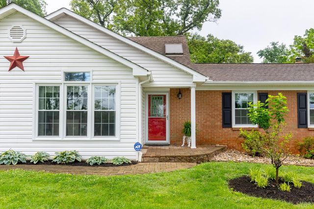 1035 Rolling Hill Drive, Forest, VA 24551